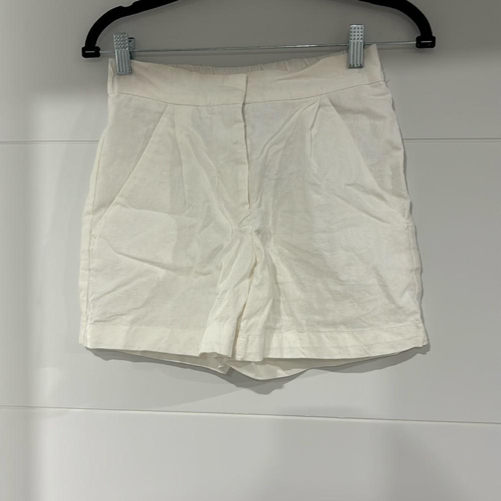 LUCKY BRAND white linen blend shorts